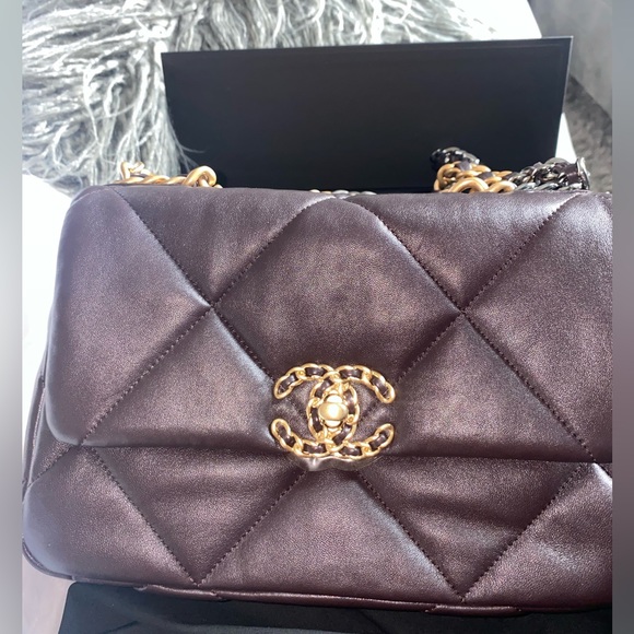 New Chanel 19 Purse brown gold bag chanelbag chanelpurse crossbody handbag - Picture 3 of 17